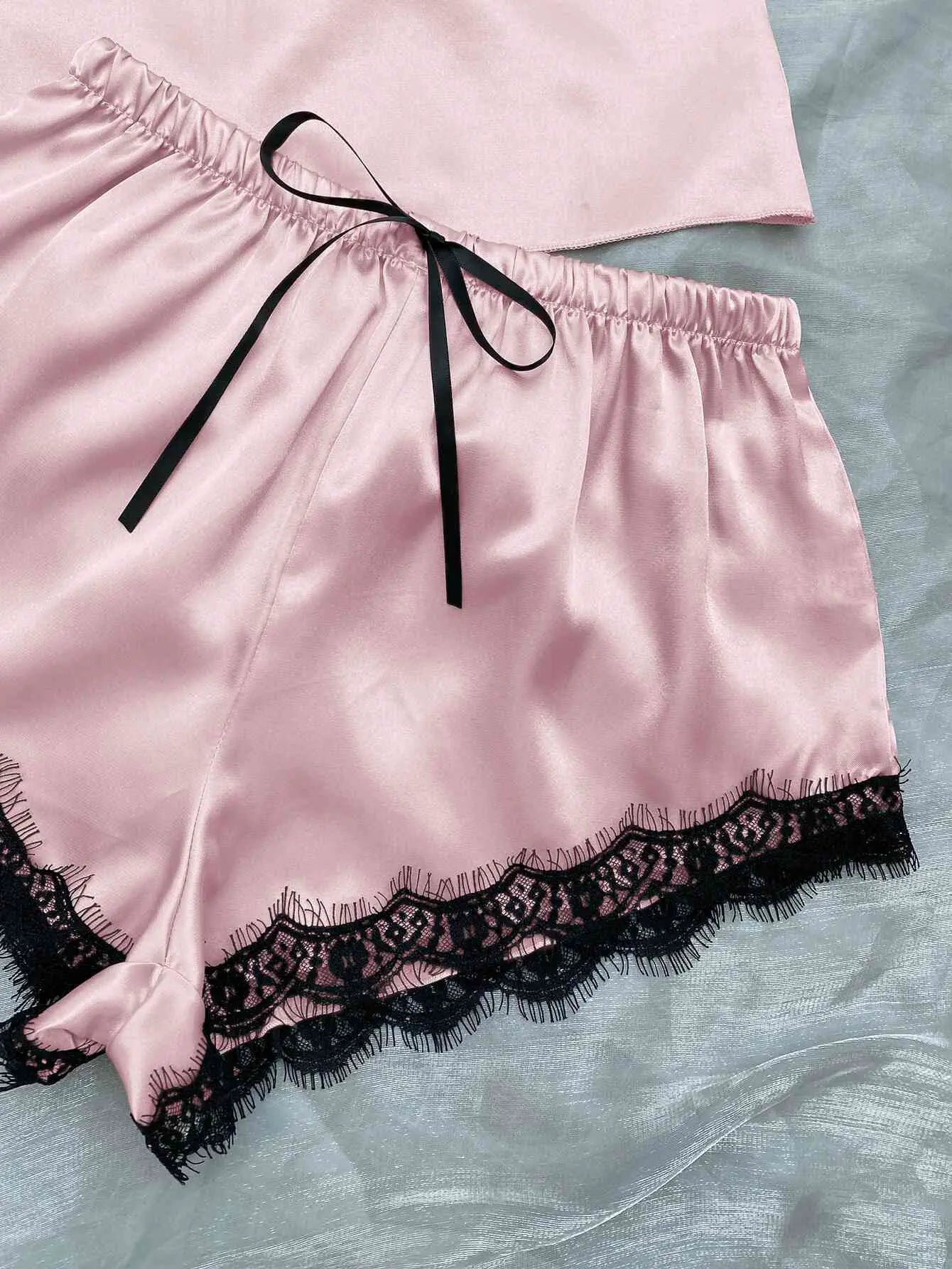 Ensemble pyjama en dentelle Dreams